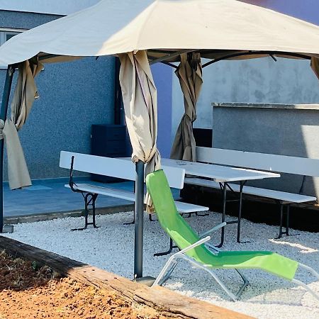 Apartmán Leona Pula Exteriér fotografie