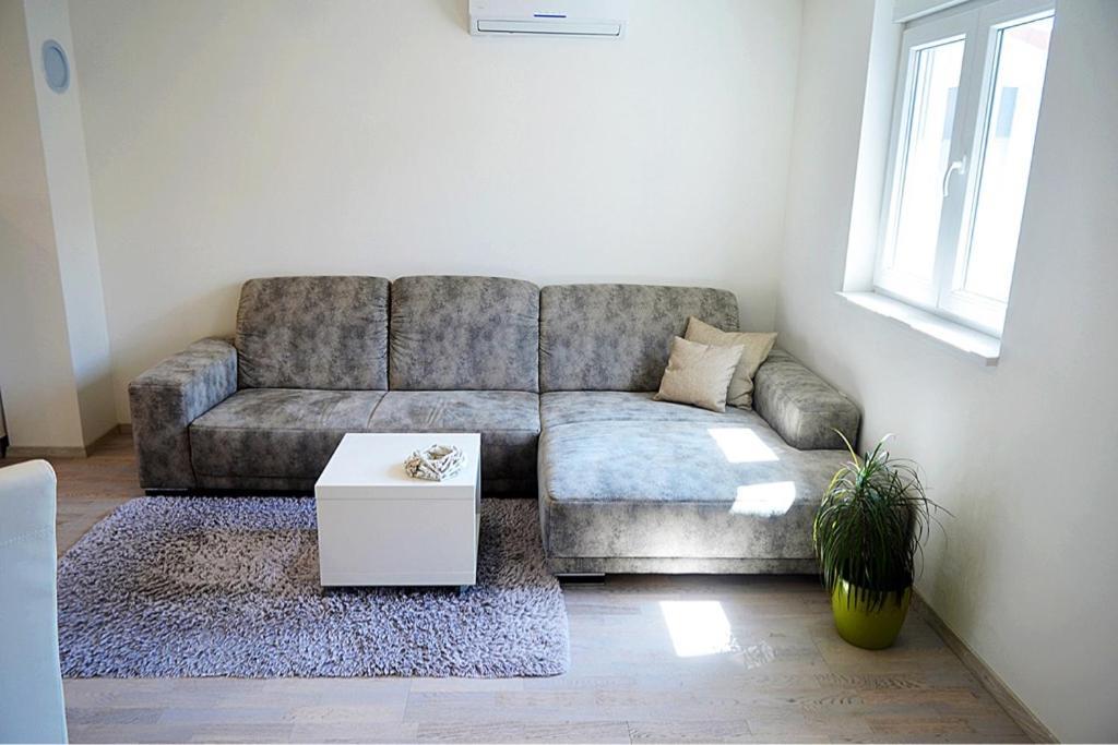 Apartmán Leona Pula Exteriér fotografie