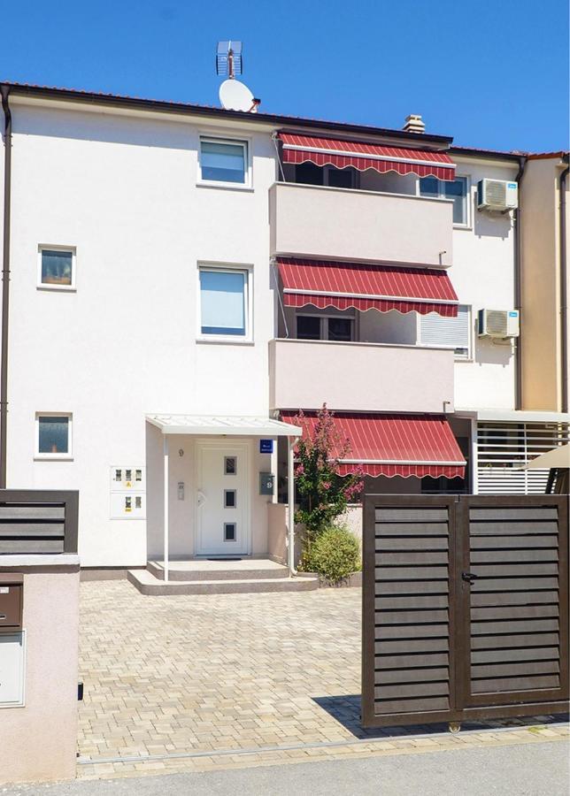 Apartmán Leona Pula Exteriér fotografie